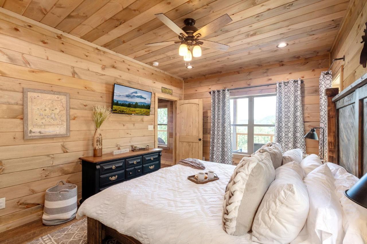 New / 3 King Suites / Sleeps12 / View / 5 Mi To Pf / Hot Tub Sevierville Exterior foto