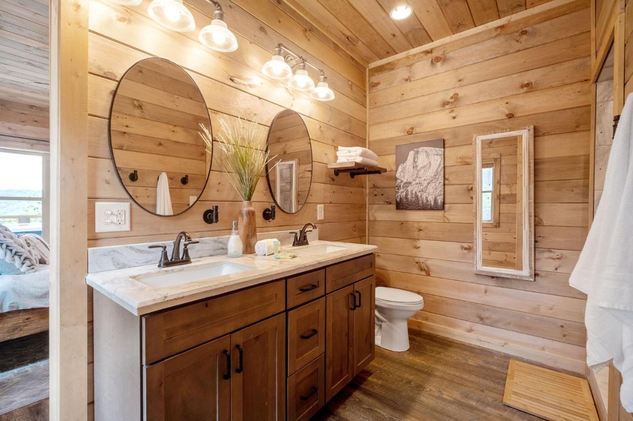 New / 3 King Suites / Sleeps12 / View / 5 Mi To Pf / Hot Tub Sevierville Exterior foto