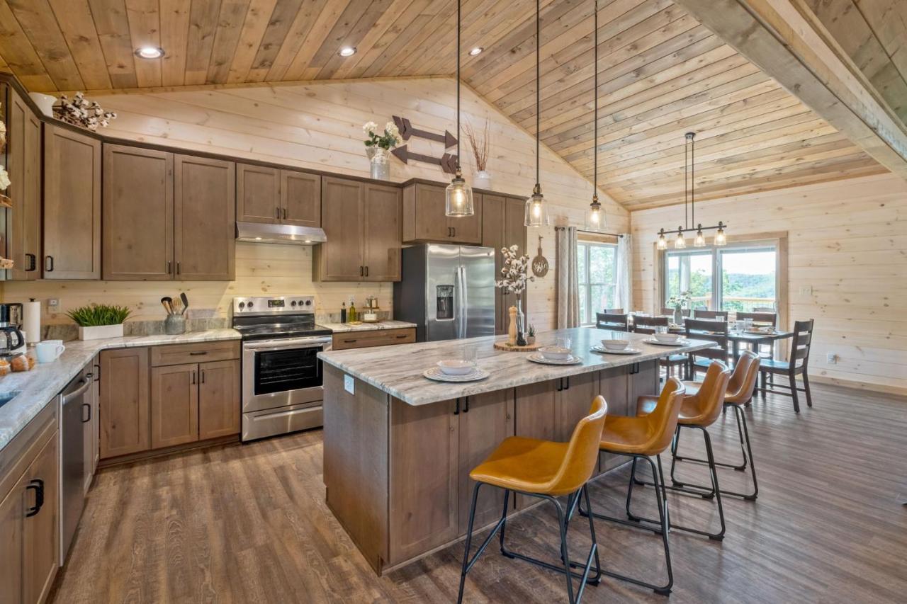 New / 3 King Suites / Sleeps12 / View / 5 Mi To Pf / Hot Tub Sevierville Exterior foto